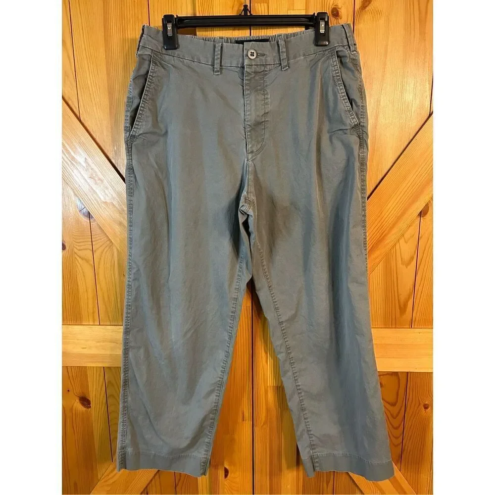 Abercrombie & Fitch stretch relaxed crop Gray Size Medium (0280)